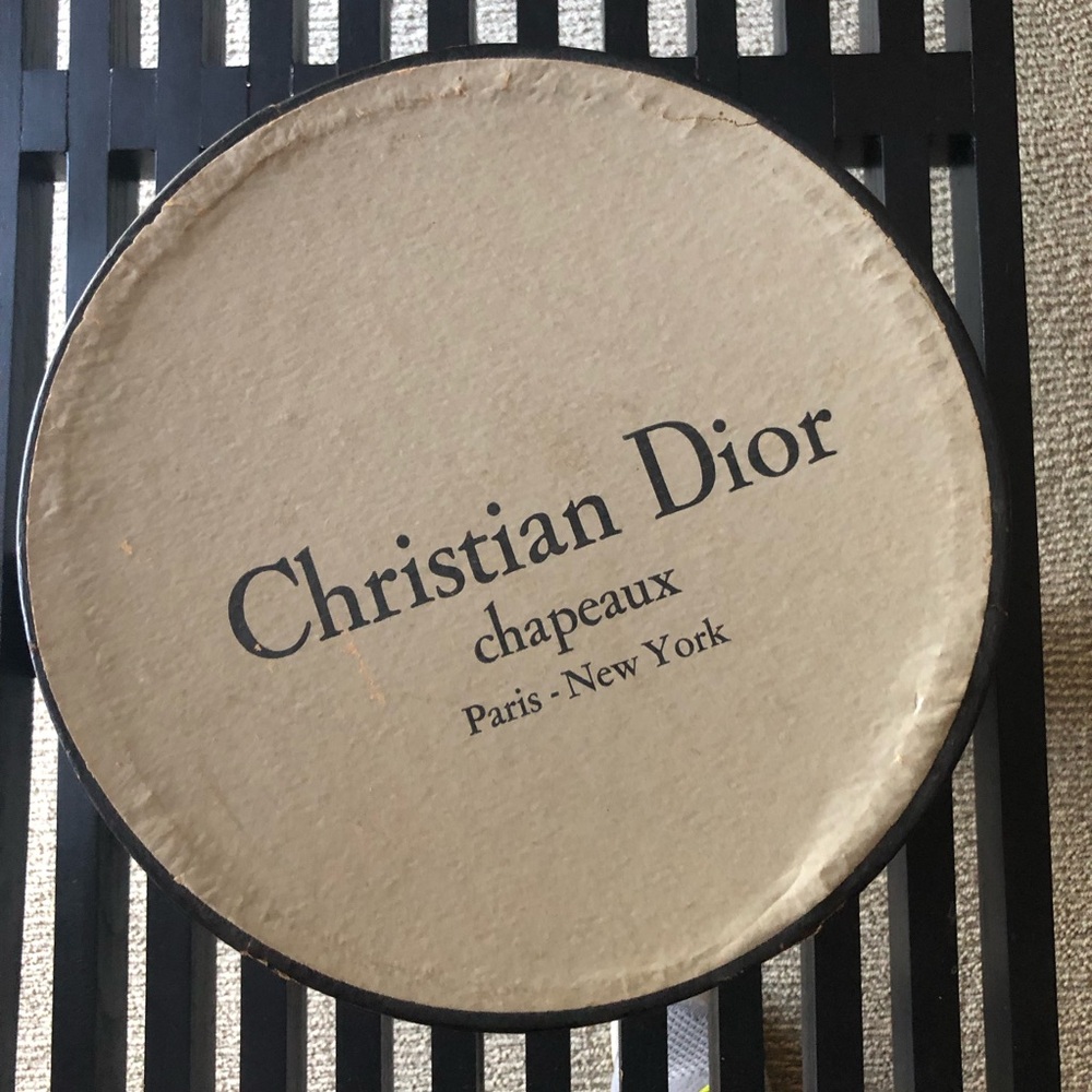 Vintage 60s Christian Dior Chapeaux with Original Box - Bold ‘New Look’ Chapeaux - Picture 5 of 11